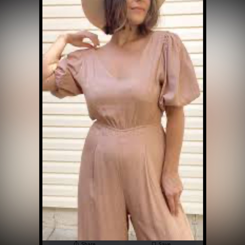 Chic  Jumpsuit with Puff Sleeves & open back